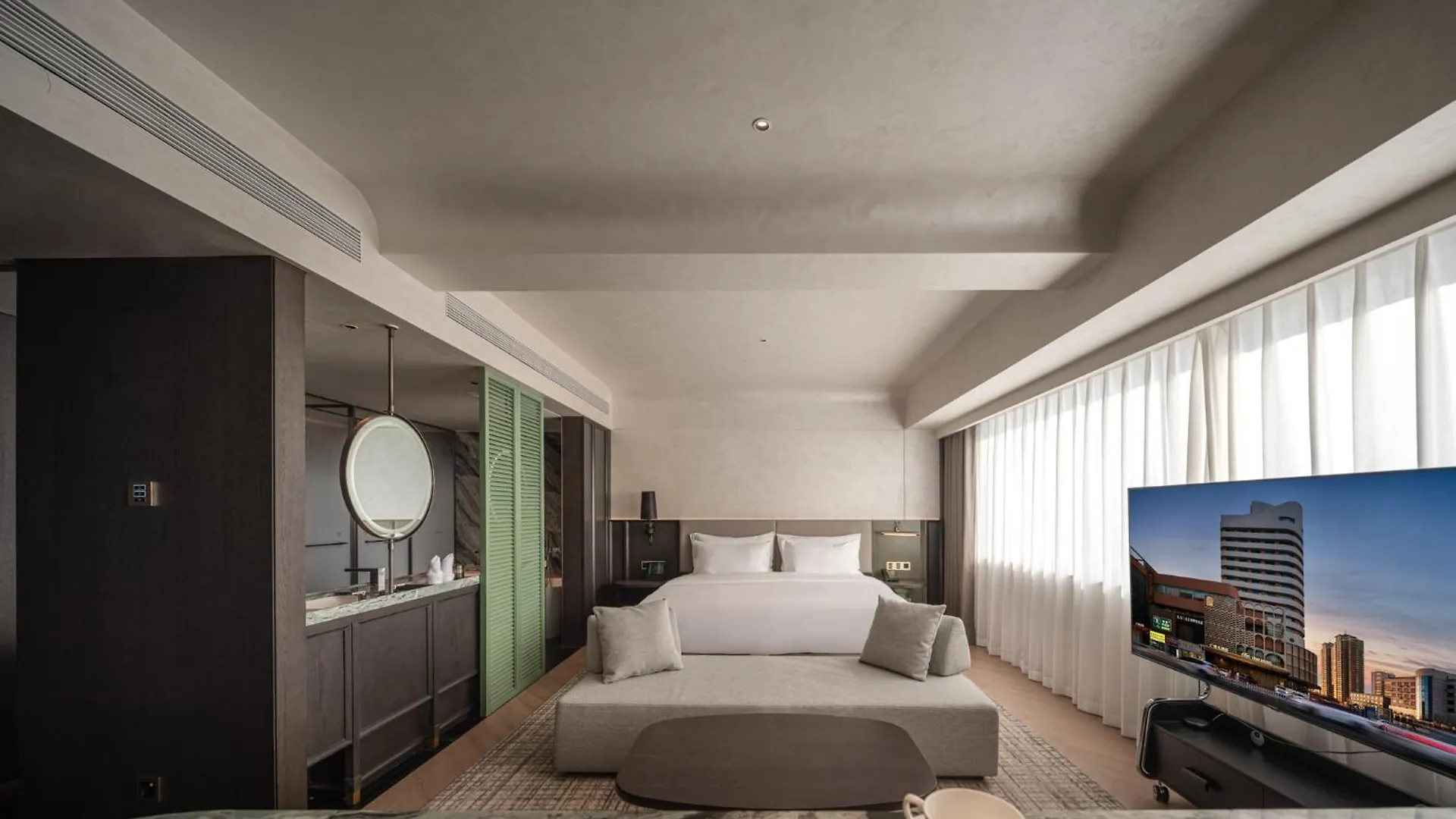 ****  1956 Guangzhou Hotel Zhengzhou China
